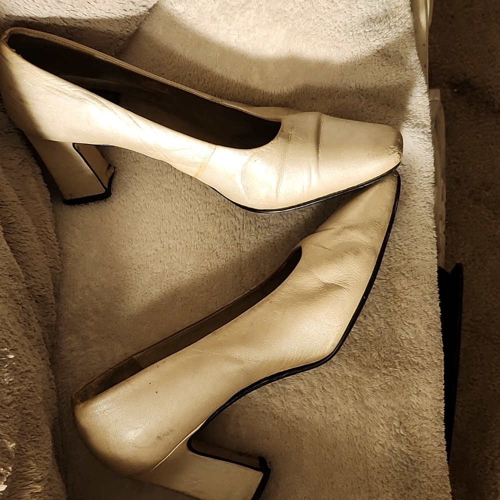 Pearl Nine West pumps